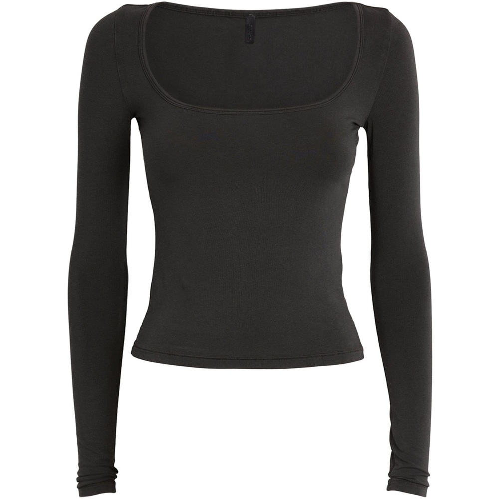 💖ISO💖 Skims New Vintage Scoop Neck Long Sleeve Top!!